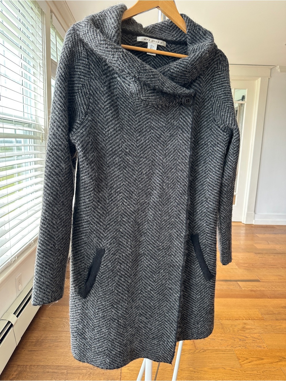 Max Studio Gray Herringbone Knit Sweater Coat, in a Wool Blend